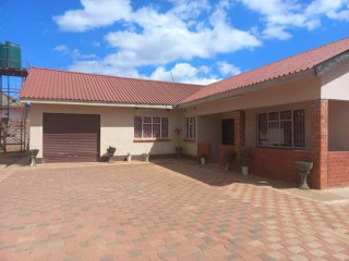 3 Bedroom House For Sale In Libala South