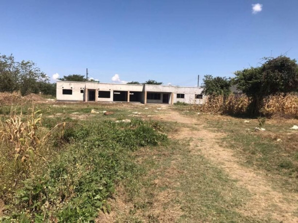 3-by-2-bedroom-unfinished-flats-for-sale-in-ranchdale-obama-big-2