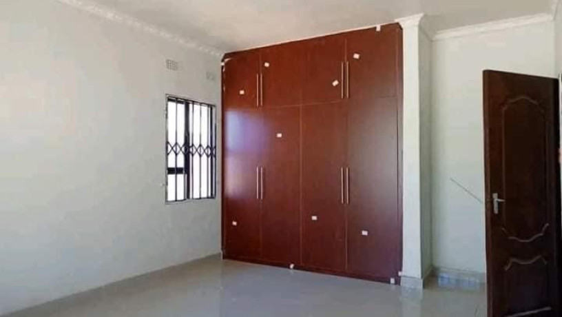 3-bedroom-flat-for-rent-in-new-kasama-big-2