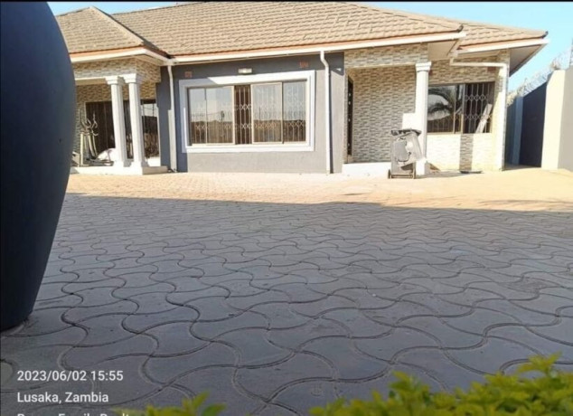 3-bedroom-flat-for-rent-in-chalala-big-7