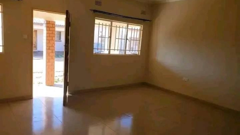 2-bedroom-flat-for-rent-in-woodlands-big-5