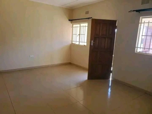 2-bedroom-flat-for-rent-in-woodlands-big-4