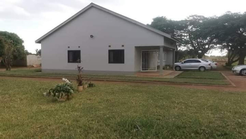 3-bedroom-flat-for-rent-in-lusaka-west-big-5