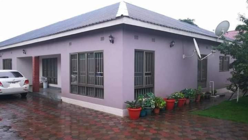 2-bedroom-flat-for-rent-in-chalala-big-8