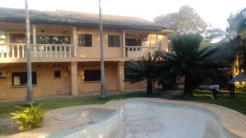 6-bedroom-house-for-rent-in-rhodespark-big-5