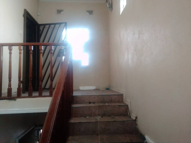 6-bedroom-house-for-rent-in-rhodespark-big-4