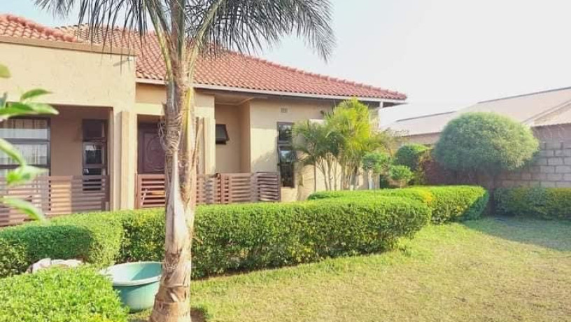 4-bedroom-house-for-sale-in-chalala-big-7