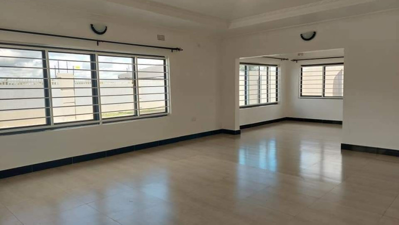 3-bedroom-house-for-sale-in-chalala-big-3