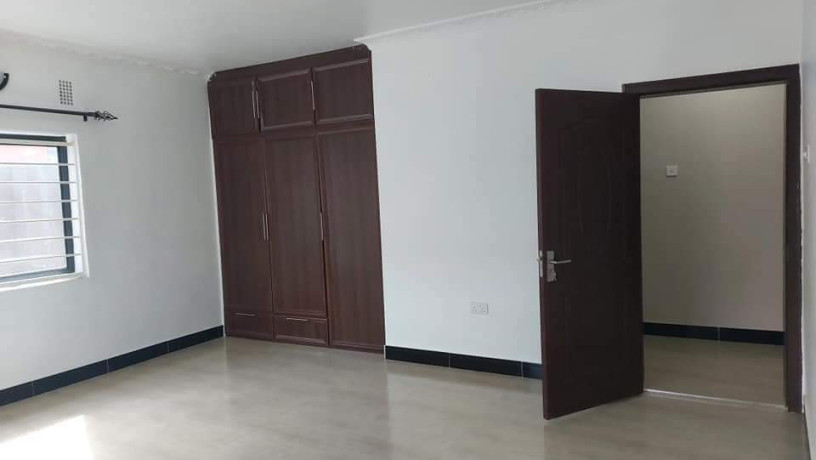 3-bedroom-house-for-sale-in-chalala-big-6