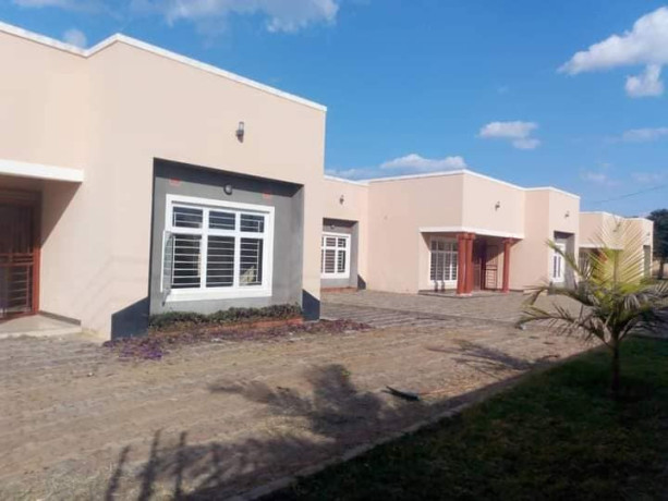 62-bedroom-flats-for-sale-in-makeni-big-4