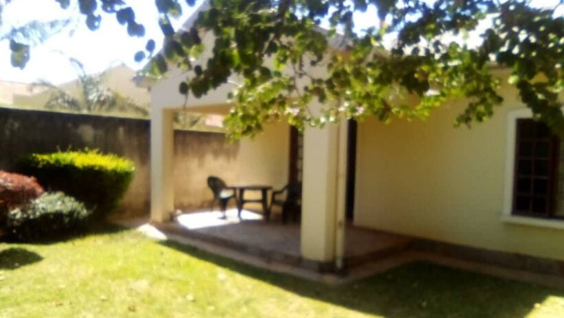 furnished-2-bedroom-house-in-ibex-hill-big-1