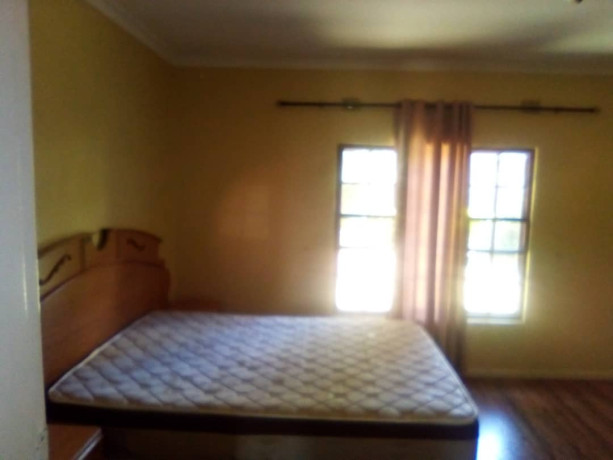 furnished-2-bedroom-house-in-ibex-hill-big-5