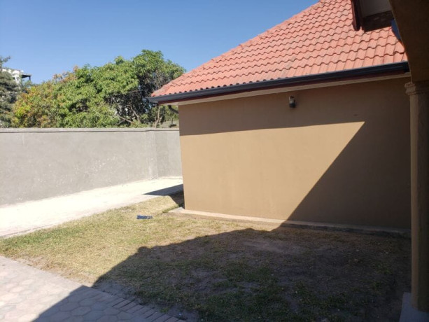 4-bedroom-stand-alone-for-rent-in-roma-big-1