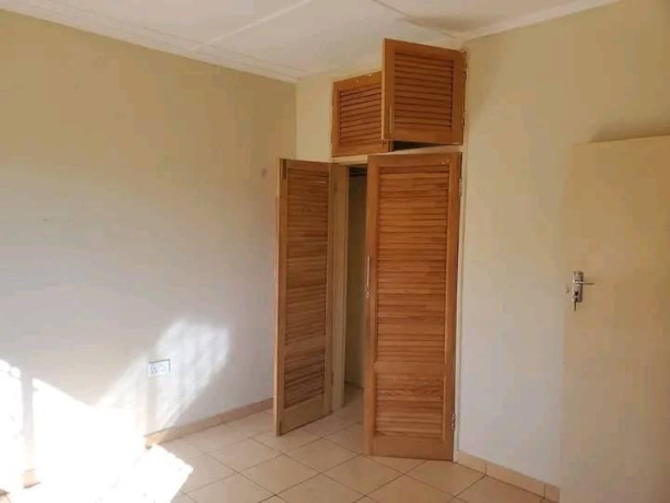 2-bedroom-flat-for-rent-in-woodlands-big-5