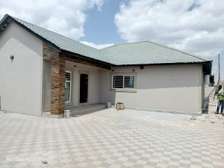 3 Bedroom House For Sale In Chalala