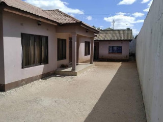 3-bedroom-house-for-sale-in-libala