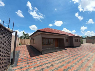 3 Bedroom House For Sale In Salama Park