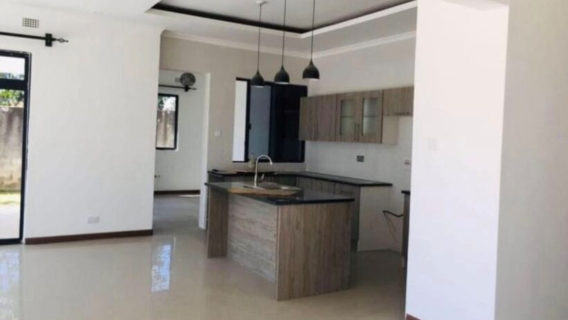 3-bedroom-flat-for-rent-in-ibex-hill-big-1