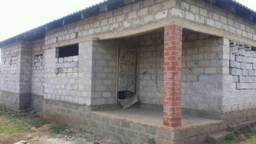 incomplete-house-for-sale-in-meanwood-lusaka-big-3