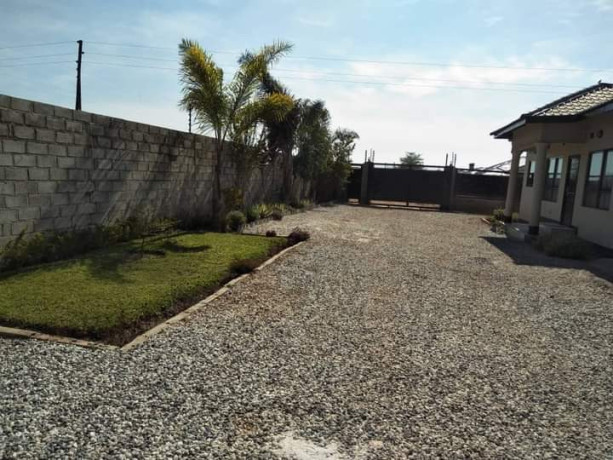 3-bedroom-flat-for-rent-in-vorna-valley-big-2