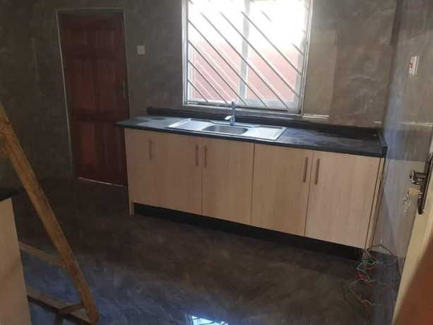 3-bedroom-flat-for-rent-in-chalala-big-5