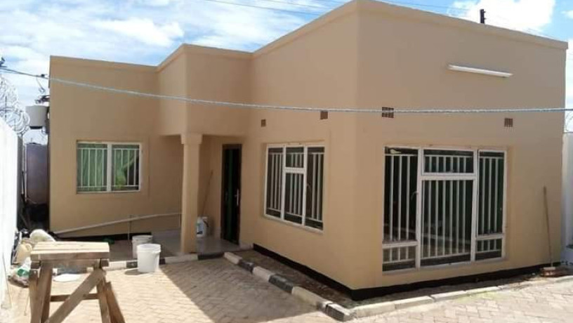 1-bedroom-flat-for-rent-in-chalala-big-2