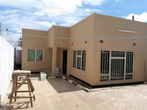 1-bedroom-flat-for-rent-in-chalala-big-9