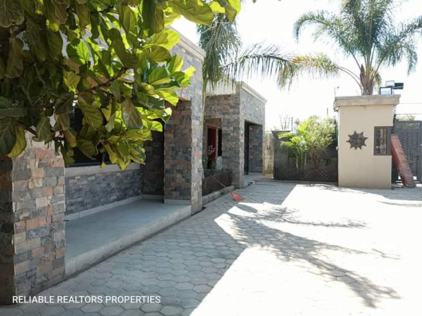 2-bedroom-flat-for-rent-in-new-kasama-big-0