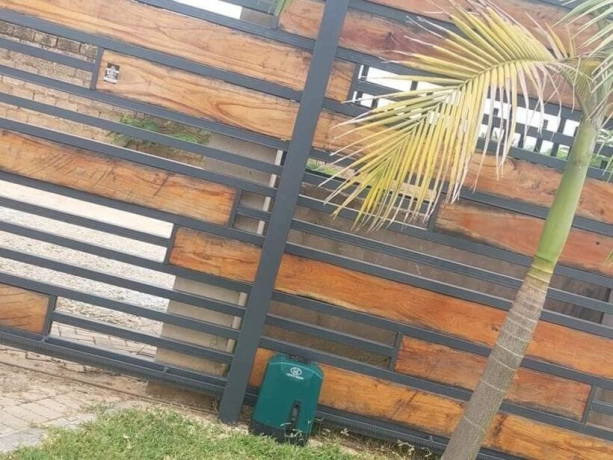 3-bedroom-house-for-rent-in-ibex-hill-big-2