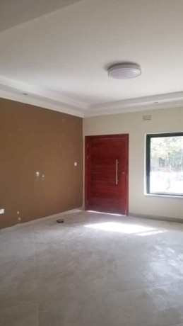 3-bedroom-flat-for-rent-in-new-kasama-big-2