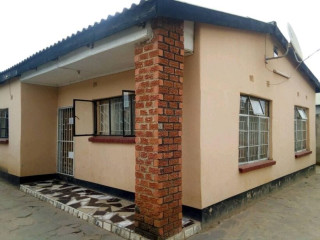 3-bedroom-house-for-sale-in-kamwala-lusaka