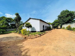 3 Bedroom House For Sale in Kalundu