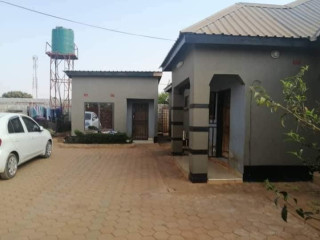 2-bedroom-house-for-sale-in-libala-south