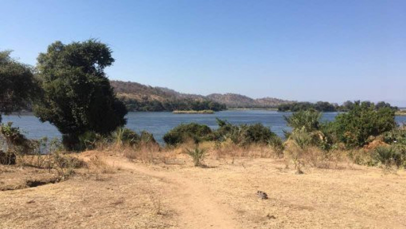 57-hectares-of-land-for-sale-in-chirundu-big-4