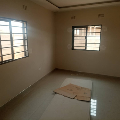 2-bedroom-house-for-sale-in-meanwood-chamba-valley-big-4