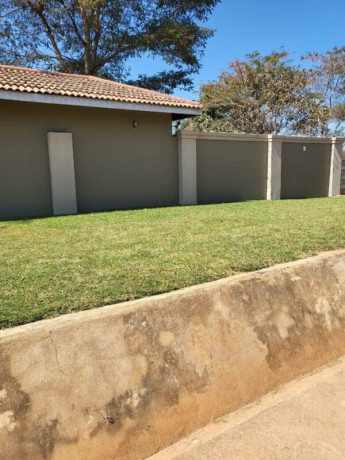 3-bedroom-house-for-rent-in-makeni-big-2