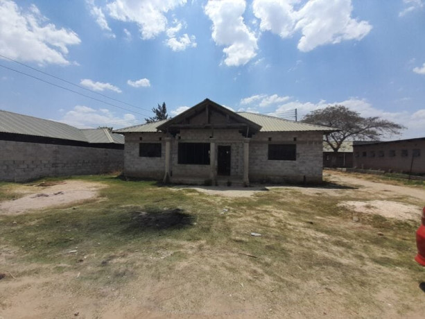 3-bedroom-unfinished-house-for-sale-in-meanwood-phase-2-big-0