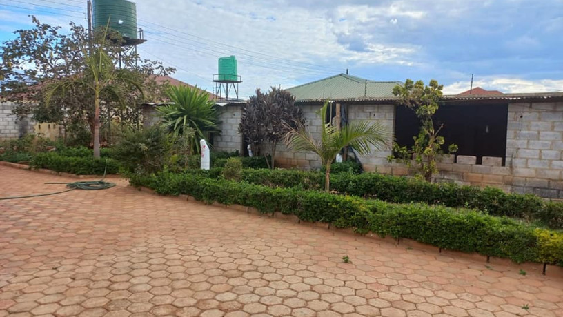 4-bedroom-house-for-sale-in-lilayi-big-5