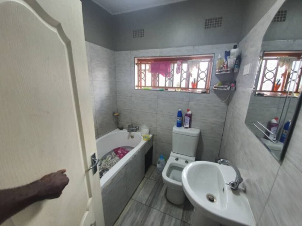 3-bedroom-house-for-sale-in-salama-park-big-5
