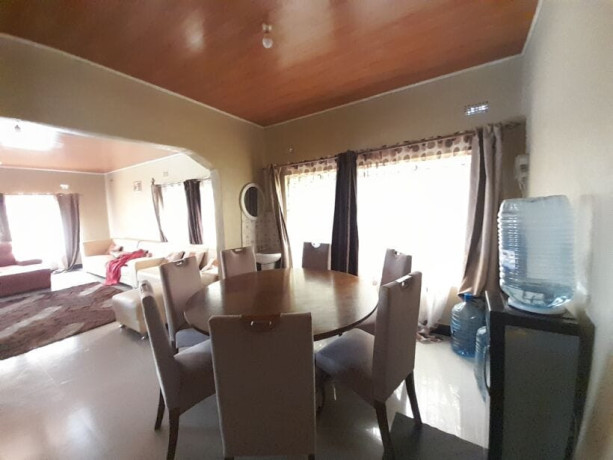 3-bedroom-house-for-sale-in-meanwood-kwamwena-big-6