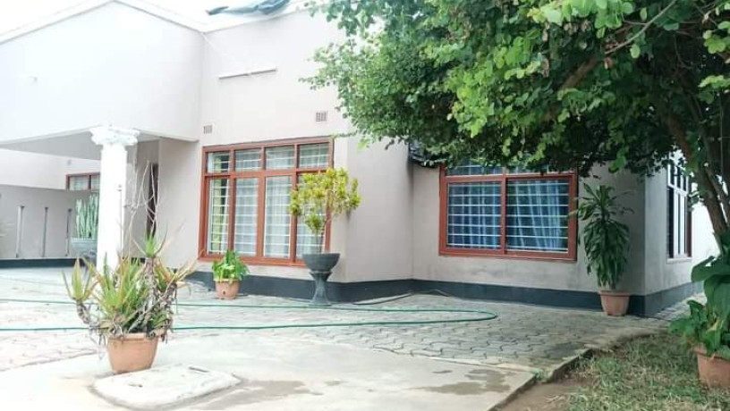 2-bedroom-flat-for-rent-in-chalala-big-2