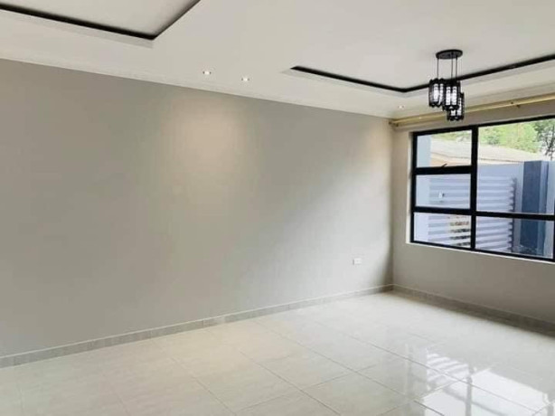 2-bedroom-house-for-rent-in-woodlands-big-5