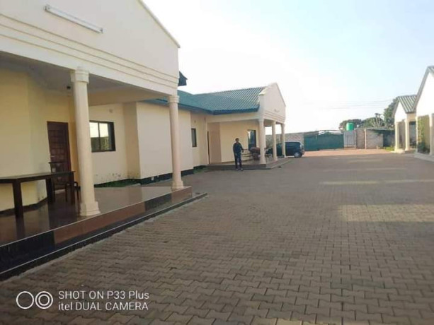 3-bedroom-flat-for-rent-in-makeni-bonaventure-big-9