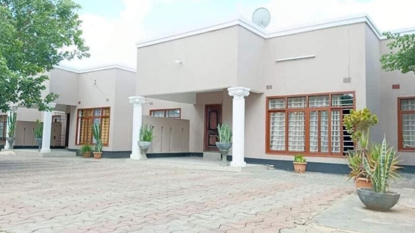 2-bedroom-flat-for-rent-in-chalala-big-0