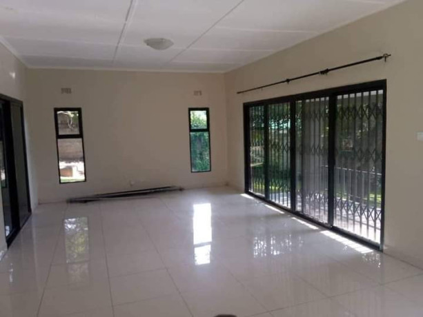 3-bedroom-apartment-for-rent-in-kalundu-big-5