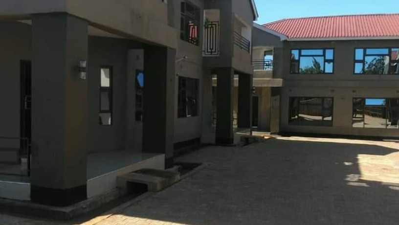 3-bedroom-flat-for-rent-in-solwezi-big-4