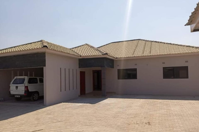 3-bedroom-house-for-sale-in-meanwood-kwamwena-big-0