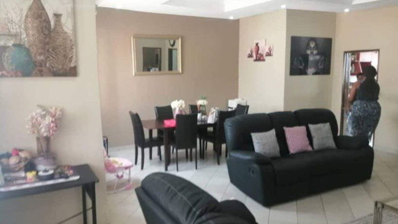 3-2-bedroom-flats-for-sale-in-salama-park-big-5