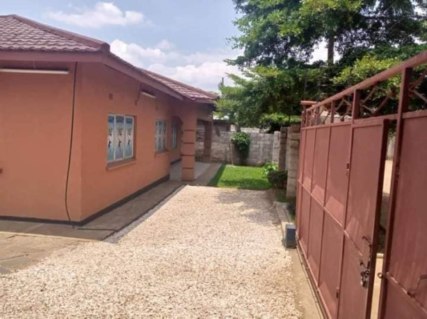 3-bedroom-house-for-sale-in-ibex-hill-big-5