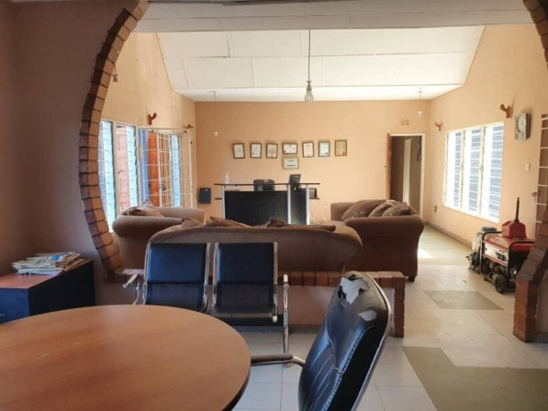 3-bedroom-house-for-sale-in-old-avondale-big-2